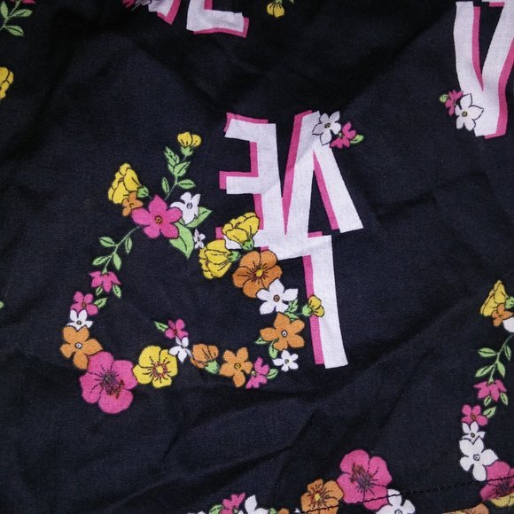 Victoria Secret Pajama Set‎ - Picture 6 of 8